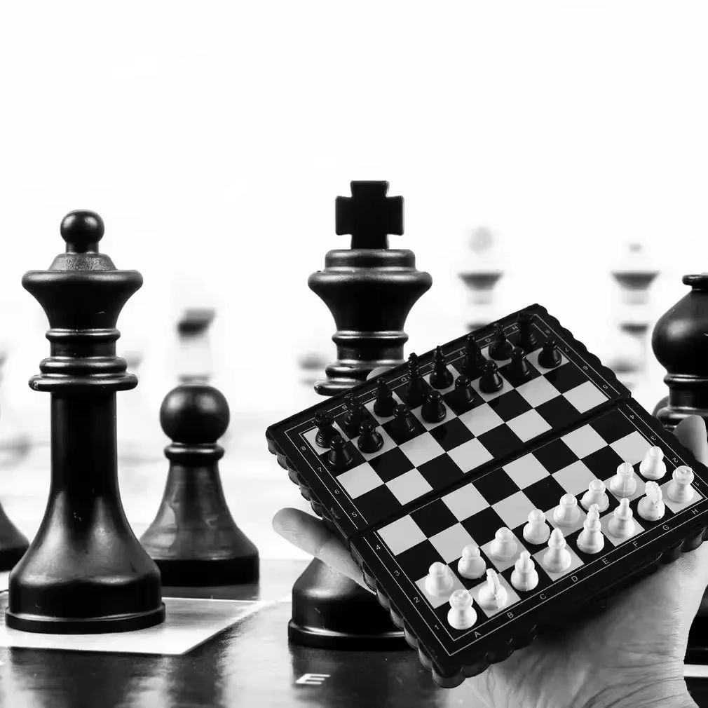 1Pc Mini Magnetic  Chess Set   - Kids Outdoor Exercise Equipment recension och pris